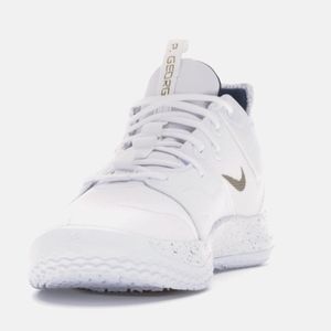 Paul George 3 Nike white shoes